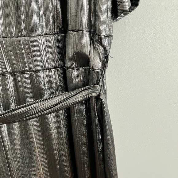 NWT R29 x Eloquii Metallic Wide leg Waist tie Jumpsuit - Picture 6 of 8